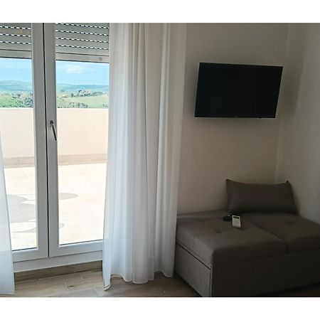 La Principessa Nera B&B Ostra Екстер'єр фото